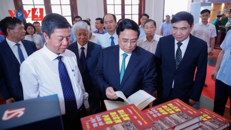 PA CĂH PAZÊNG PR’ĐƯƠI CHR’NĂP BHLẦNG HƠNH DEH 70 C’MOO CHIẾN THẮNG ĐIỆN BIÊN PHỦ