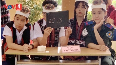 HỌC SINH ĐÔNG GIANG THI CHẤC NĂL OOY CRÂNG, SAO LA LÂNG A ĐHĂH DZĂM