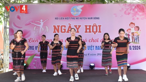 NAM ĐÔNG: LÂH 300 CHA NẮC ÂNG CÂU LẠC BỘ TING PÂH T’NGAY LIÊN HOAN DÂN VŨ LÂNG CHR’ƠH TY ĐANH