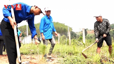 Jơnau lồi poh: "Satềp tam chi"