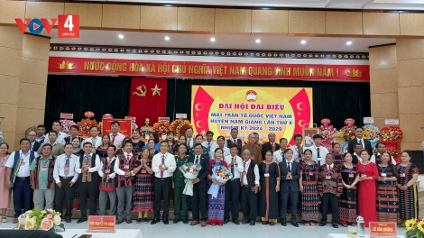 MẶT TRẬN CHR’HOONG NAM GIANG ZOOI BHRỢ TÊNG 31 ĐONG ẶT ĐẠI ĐOÀN KẾT