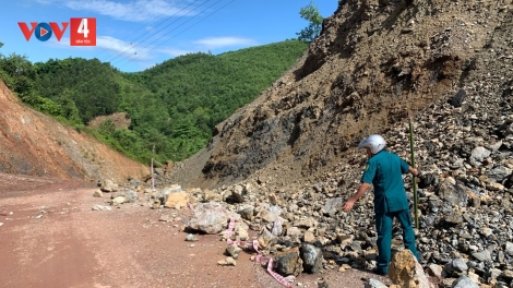 ĐÔNG GIANG: C’LÂNG BÀ NGA, CHR’VAL KÀ DĂNG HR’LANG TU BOO NGÂN