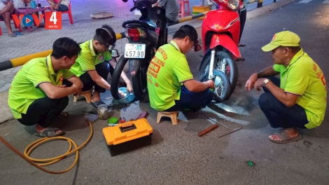 Nghìn đêm làm “hiệp sĩ” trên đường