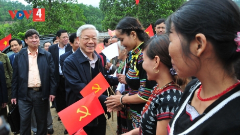 ĐHANUÔR ACOON CÓH K’COONG CH’NGAI THỪA THIÊN HUẾ LÂNG AVA NGUYỄN PHÚ TRỌNG