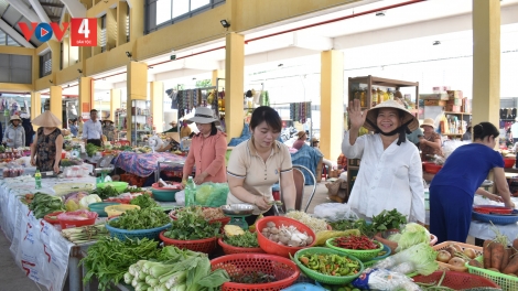 NAM ĐÔNG: CHỢ KHE TRE PA BHRỢ CỚ XANG 7 C’XÊÊ TA BHR’LẬ 