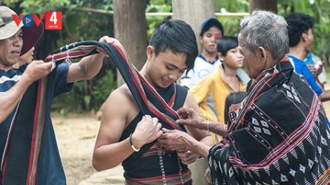 CHR'NĂP PR'HAY PRÁ PR'MA, BHRỢ BH'NOOCH CƠ TU