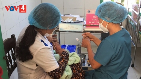 CHA MÊỆT LÊY XAY MOON 15 CHR’VAL ÂNG CHR’HOONG A LƯỚI BHRỢ LIÊM CR’NOỌ BH’RỢ K’TIẾC K’RUUNG ĐĂH Y TẾ