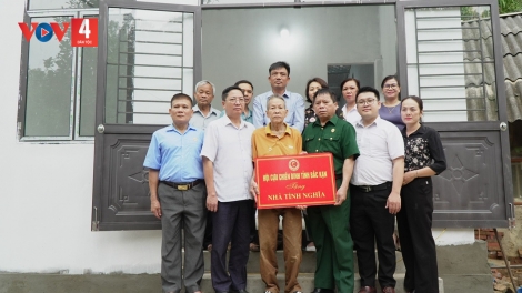 BẮC KẠN PANG CHỎI TẢ PÂY XẨƯ 3.200 ĂN LƯỜN DÀY, LƯỜN RỦA KHÁT CHANG PI NẢ