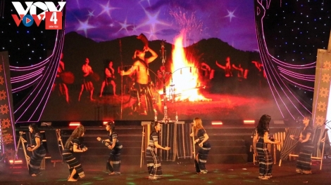 K’RONG, TÂN ĐÔR CHR’NĂP VĂN HÓA ÂNG ZẬP K’BHUH ACOON COH VIỆT NAM