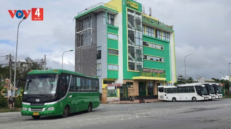 LÂH 1.000 CHU MA NUYH KHUYCH GOO ĐHỊ QUẢNG NGÃI BƠƠN ĐOỌNG VÉ XE BUÝT