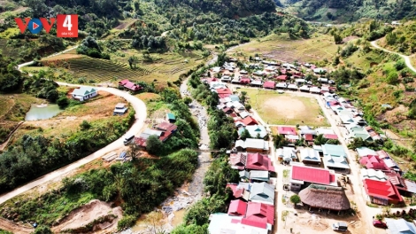 K’RONG PA ZÊNG APÊÊ PR’ĐƠỢ ĐOỌNG T’BIL ĐONG ZIR B’BƠƠ HA RUÔI T’RĂH