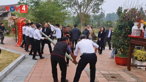 BH’RỢ N’ĐHÂNG X’NUUR T’NGAY TẾT COH CR’NOON VĂN HOÁ - DU LỊCH PAZÊNG ACOON COH VIỆT NAM