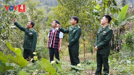 ĐẢNG VIÊN ĐỒN BIÊN PHÒNG ZOOI ĐHANUÔR PA DƯR PR’ẶT TR’MÔNG