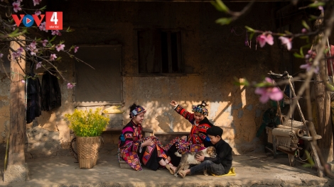 GIỮ CHO EM MÙA HOA ĐÀO