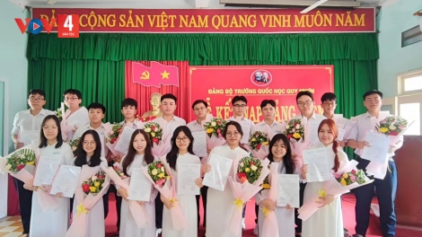 P’GHIT OOY RÂU LIÊM CHOOM PA DƯR ĐẢNG VIÊN T’MÊÊ COH BÌNH ĐỊNH