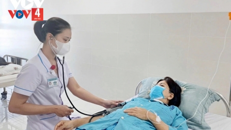 ĐÀ NẴNG: ĐHANUÔR ĐHA RỰT TƠỢ 60  TƯƠC DƯP 75 C’MOO BƠƠ ZOOI CÂL BHYT TING PR’LOỌNG 