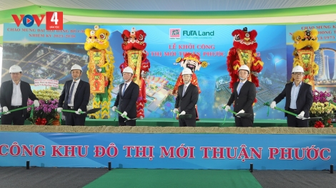 HƠNH DEH 50 C’MOO T’NGAY GIẢI PHÓNG ĐÀ NẴNG: TƠỢP BHRỢ ZR’LỤ ĐÔ THỊ T’MÊÊ THUẬN PHƯỚC