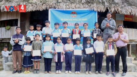 TÂY GIANG (QUẢNG NAM): ZOOI M’MA CHR’NOH BH’NĂN ĐOỌNG HA ĐHANUÔR K’ĐHAP BHRỢ CHA
