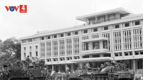 CR’NOỌ OOY BÊL AHAY OOY SÀI GÒN T’NGAY 30/4/1975 ÂNG MANUYH XRẶ BÁO VOV