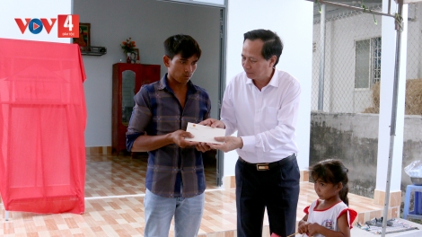 BỘ TRƯỞNG ĐÀO NGỌC DUNG ĐOỌNG ĐONG ĂT HA PR’LOỌNG ĐHANUÔR KHMER ĐHỊ TRÀ VINH CR’CHĂL TẾT CHÔL CHNĂM THMÂY 