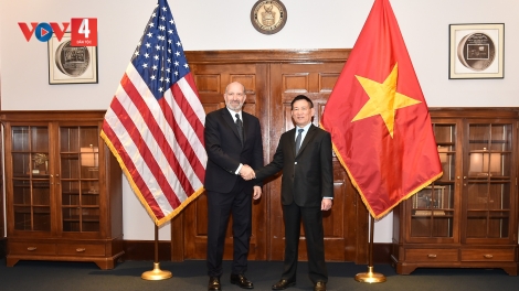 BỘ TRƯỞNG TÀI CHÍNH HOA KỲ K’ĐHƠỢNG XA NAY PRÁ XAY THƯƠNG MẠI MỊ ĐĂH LÂNG VIỆT NAM