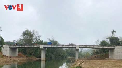 POONG SÔNG VẦU TỆÊM NGĂN C’LÂNG P’RANG HÂN NOO BOO