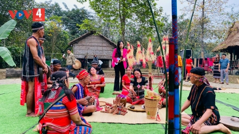 PA ZÊNG BH’RỢ VĂN HOÁ PR’HAY CHR’NĂP LÂNG PR’ĐỢC “AVA HỒ LÂNG ĐHANUÔR ZÂP ACOON COH VIỆT NAM”