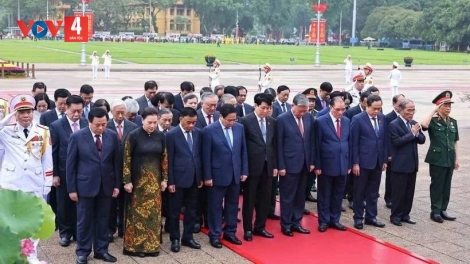 BH’CỘ ĐẢNG, NHÀ NƯỚC TƯƠC LUM LÊY PING CHỦ TỊCH HỒ CHÍ MINH
