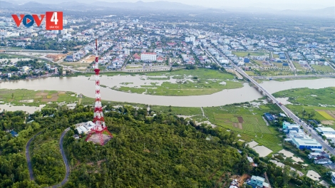 QUẢNG NAM: RA PĂ CR’VAN NHÀ NƯỚC L’LĂM BÊL XƠỢNG BHRỢ CHÍNH QUYỀN VÊÊL ĐONG 2 CẤP