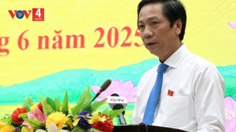 PR’HỌP PR’LƯCH ÂNG HĐND TỈNH QUẢNG TRỊ KHOÁ 8