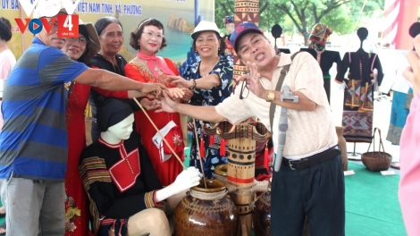 CÁN BỘ, NHÂN VIÊN TỈNH ĐẮK LẮK TÊÊM NGĂN PR’ĂT TR’MUNG