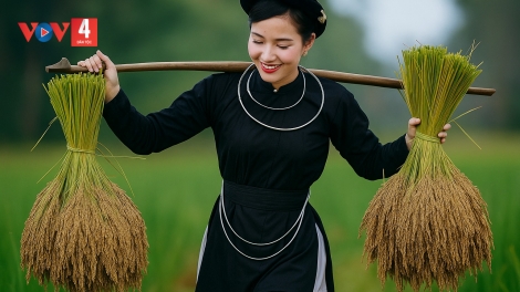LỜI NHẮN NHỦ (Trên chất liệu Pựt Lằn- Dân tộc Nùng)