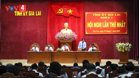 TỈNH GIA LAI (T’MÊÊ) T’BHLÂNG RA VĂNG HA ĐẠI HỘI ĐẢNG ZÂP CÂP