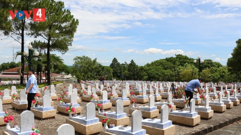 XƠỢNG CA AY LOOM  ĐHỊ PAZÊNG BÊỆ PING “CĂH NĂL ĐH’NƠC”