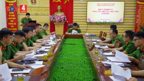 QUẢNG NINH: CHỰC MẮN ỎN AN TỨ BẠI BẢN CỎN 