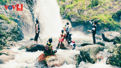 TRAM ĐAC TÀ GỤ T’PÂH T’MOOI TƯƠC LA LÊY