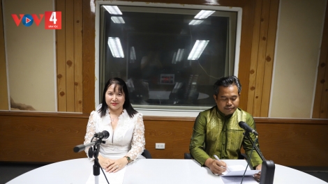 ពត៌មាន​ម៉ោង១៥