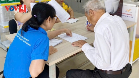 Lợi ích khi nhận lương hưu, trợ cấp BHXH hàng tháng qua thẻ ATM tại Đà Nẵng