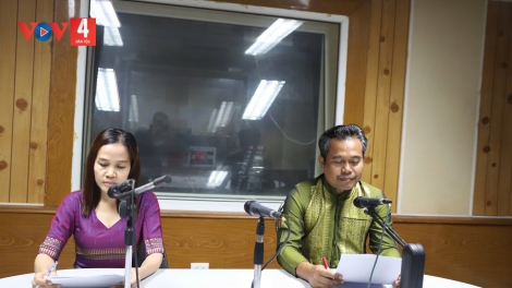 ពត៌មាន​ម៉ោង១៥