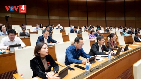 PA XOỌNG MANUYH  BHRỢ PHÓ THỦ TƯỚNG, PA ĐHÊY 3 CHỨC DANH BỘ TRƯỞNG