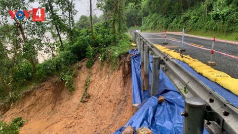 HUẾ: HR’LANG TALUY COH C’LÂNG BHLẦNG 49 BHRỢ C’LÂNG LƯỚT CHÔ CĂH TỆÊM NGĂN