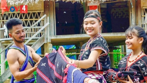 TÂM HỒN NGƯỜI CƠ TU