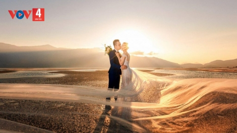 CHUYỆN TÌNH CỦA BIỂN