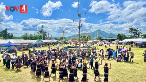 BH’RỢ CHA HA ROO T’MÊÊ ÂNG MANUYH JARAI