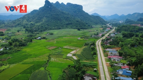 PỈ NOỌNG DÂN TỘC NỌI CẦN SLẢNH THÁI NGUYÊN SLỨN SLIM KHẢU ĐẠI HỘI XIV CÚA ĐẢNG