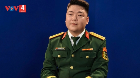 CA SĨ MINH THẾ ( Đoàn Văn công Quân khu 2)