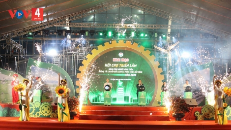 HỘI CHỢ TRIỂN LÃM HÀNG CÔNG NGHIỆP BHƯƠL CR’NOON T’HƯỚC OOY CH’NGAÁCH LIÊM LÂNG PA DƯR NHÂM MÂNG