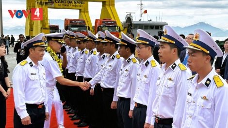 BHUÔNG HUẤN LUYỆN HẢI QUÂN HÀN QUỐC ROKS HANSANDO LƯM LÊY ĐÀ NẴNG