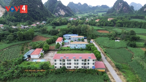 BẠI ĂN TRƯỜNG NỘI TRÚ DÚ PIÊN CHÁI PANG HẨƯ BẠI NOỌNG ENG DÚ CAO BẰNG SLON SLƯ VẰN HẲM ĐÂY