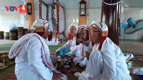 ĐHR’NIÊNG SUK YƯNG: C’LEH LIÊM LANG AHAY ÂNG MA NƯIH CHĂM 